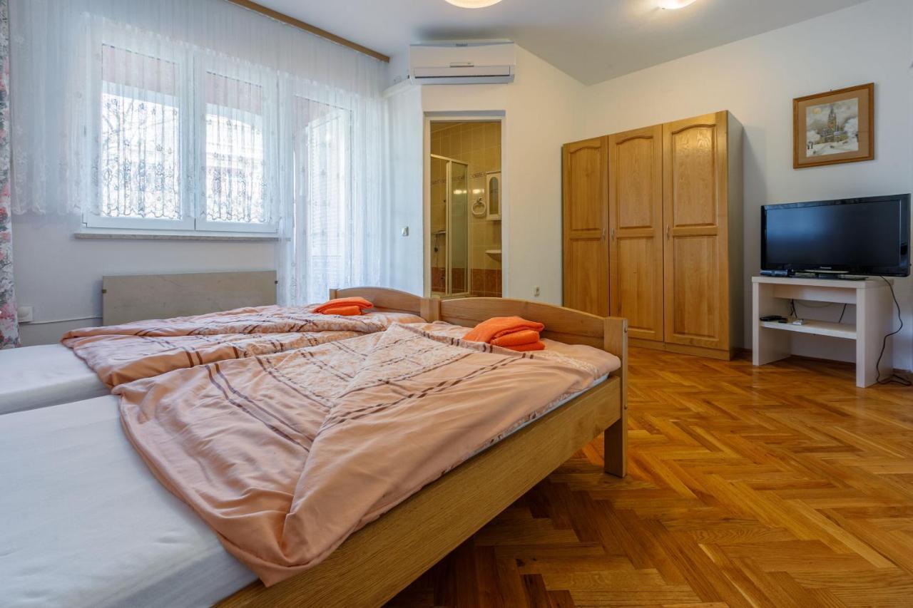 Apartments Villa 7 Crikvenica Eksteriør bilde