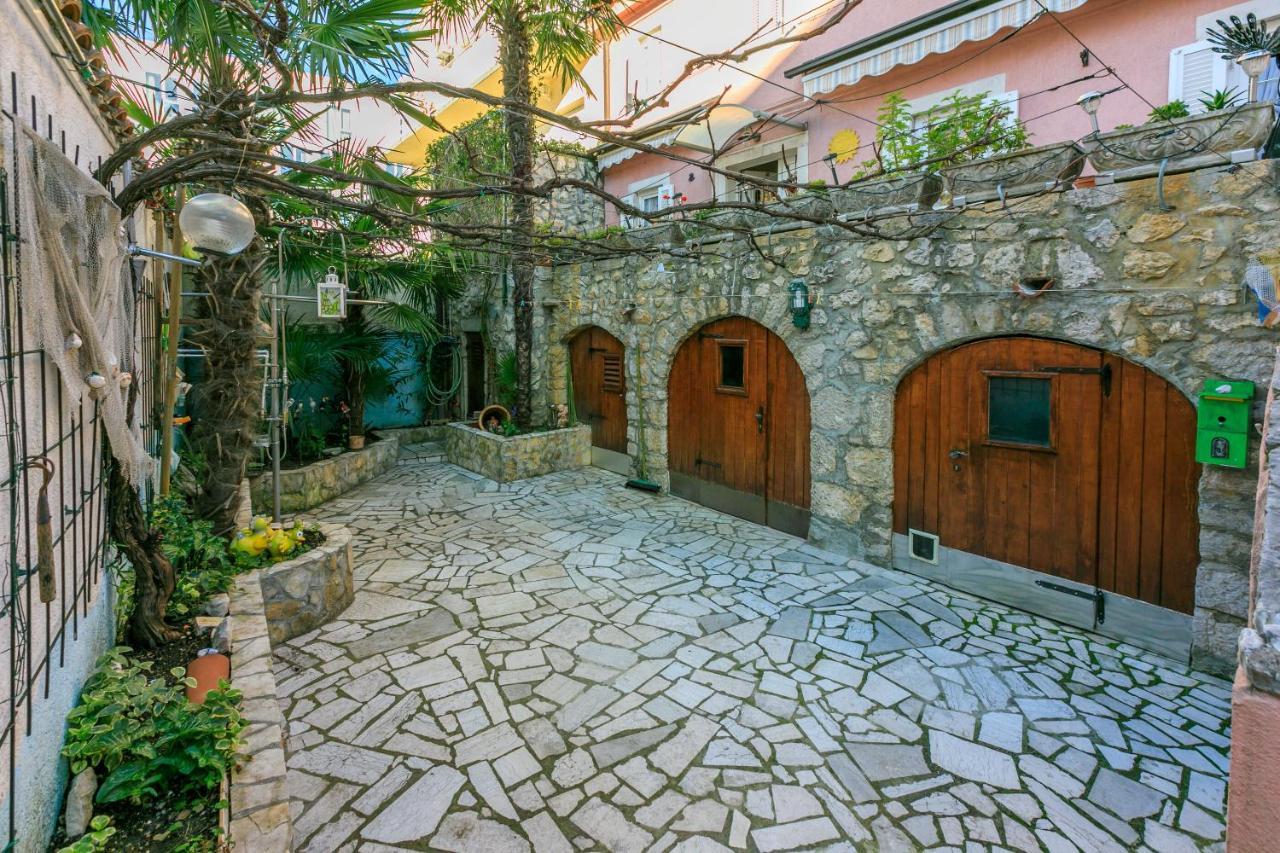 Apartments Villa 7 Crikvenica Eksteriør bilde